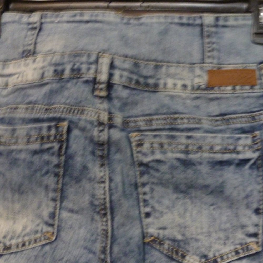 Harmony + Havoc Stretchy High-Waist Distressed Washed Jeans – Size 11 - Picture 6 of 11